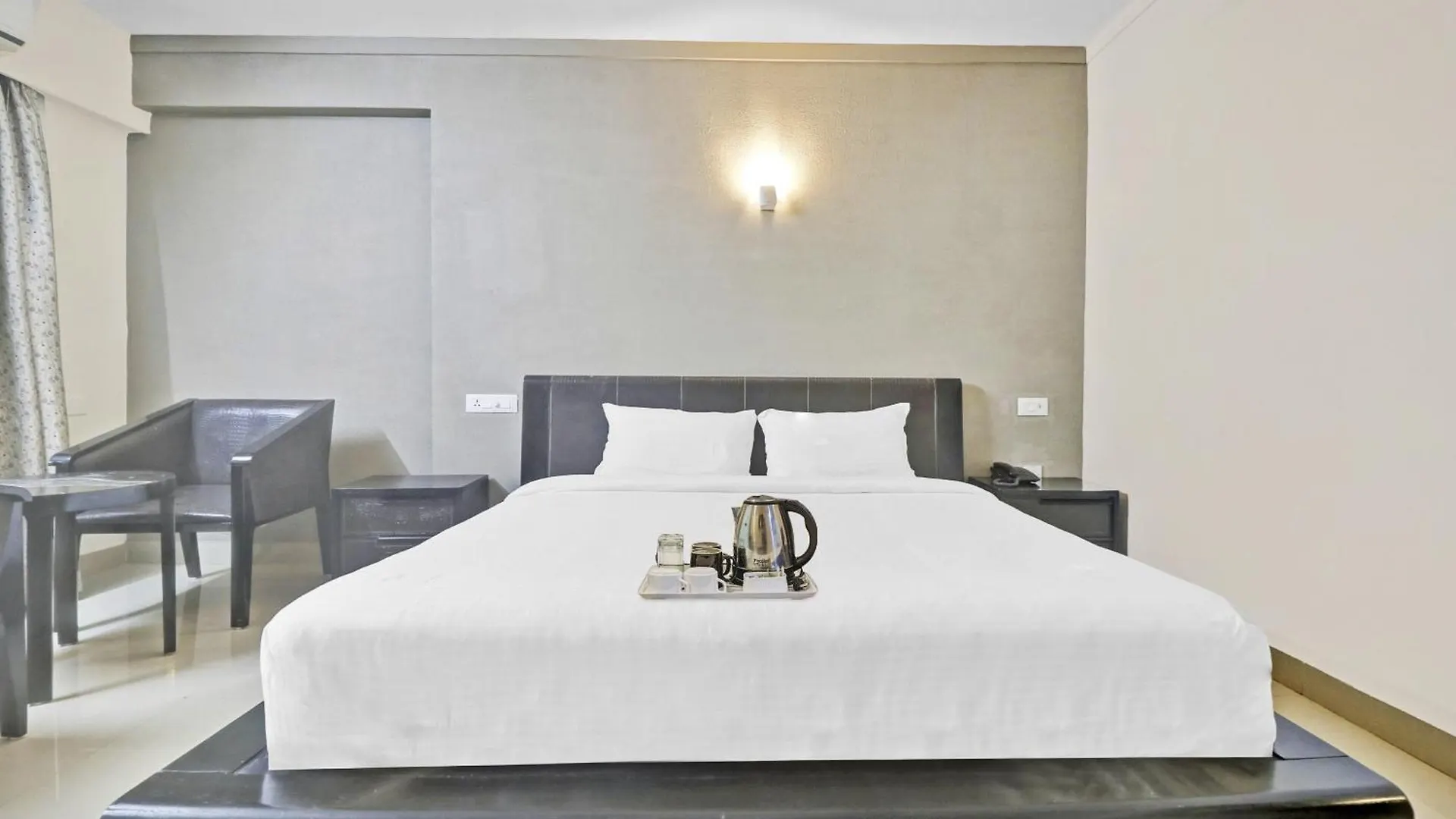 Aec Residency Hotel Alappuzha