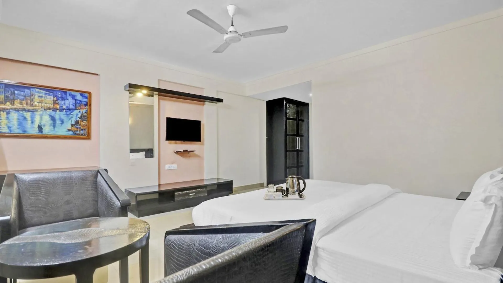Aec Residency Hotel Alappuzha