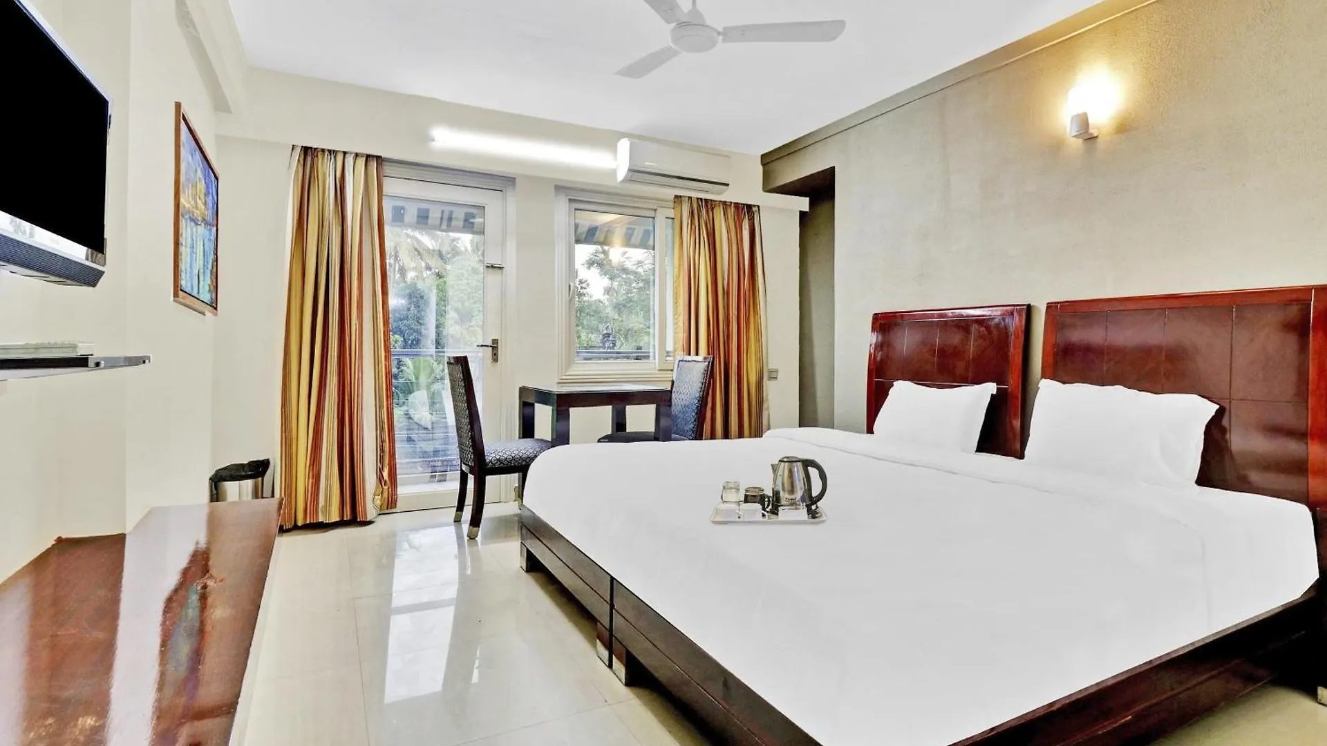 Aec Residency Hotel Alappuzha