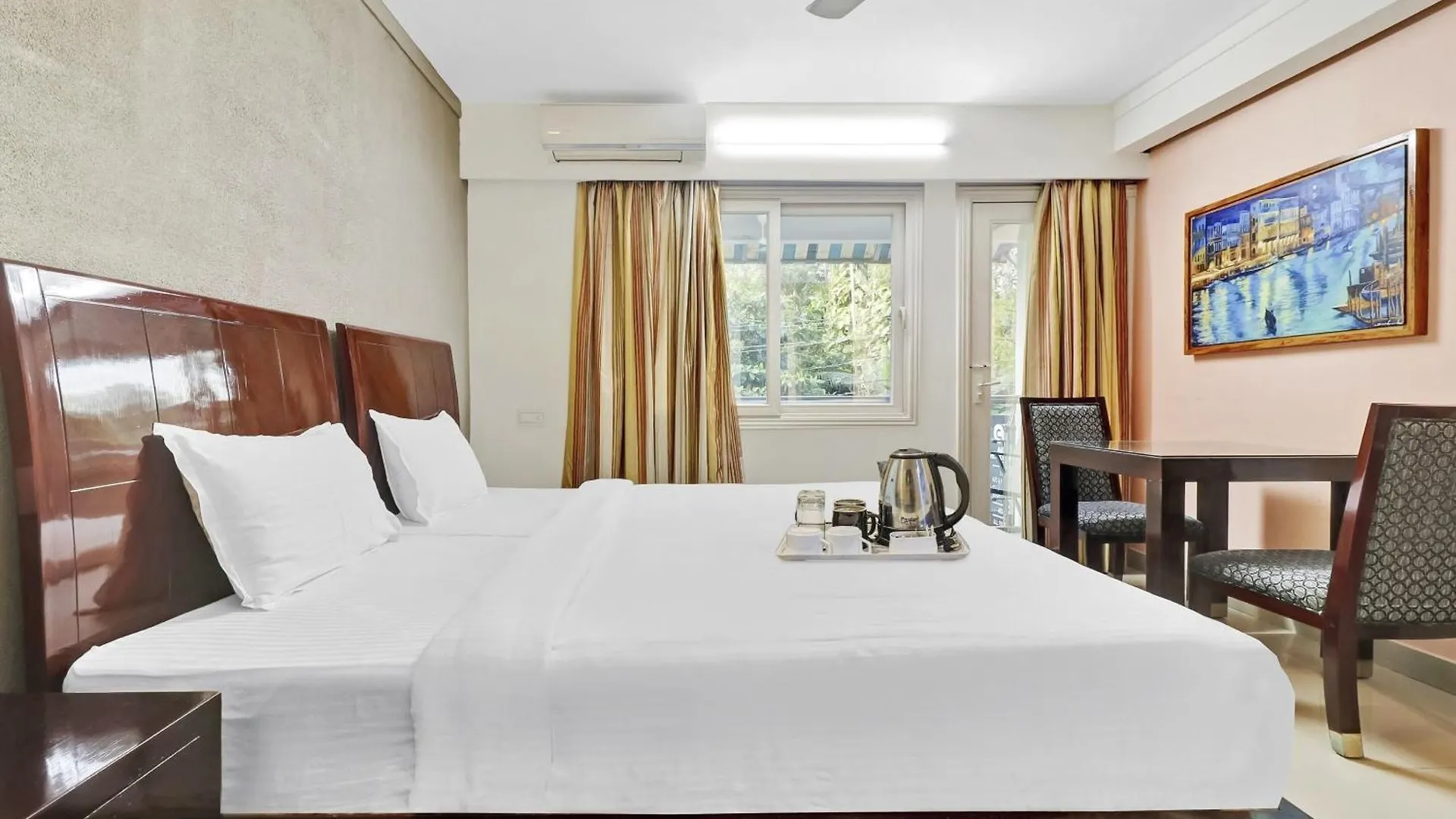 ****  Aec Residency Hotel Alappuzha India