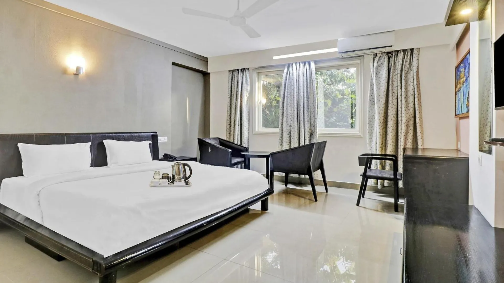 ****  Aec Residency Hotel Alappuzha India
